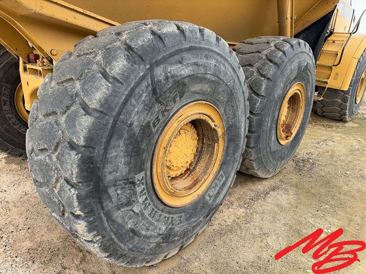 2007-caterpillar-740-image-6