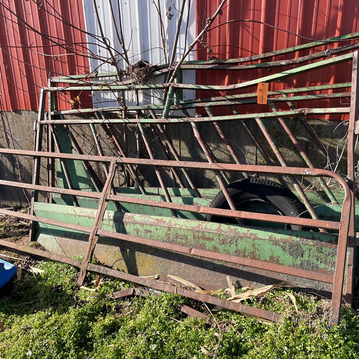 #6047 • (3) Feeding Gates