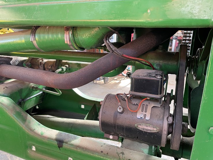 1952-john-deere-b-image-18