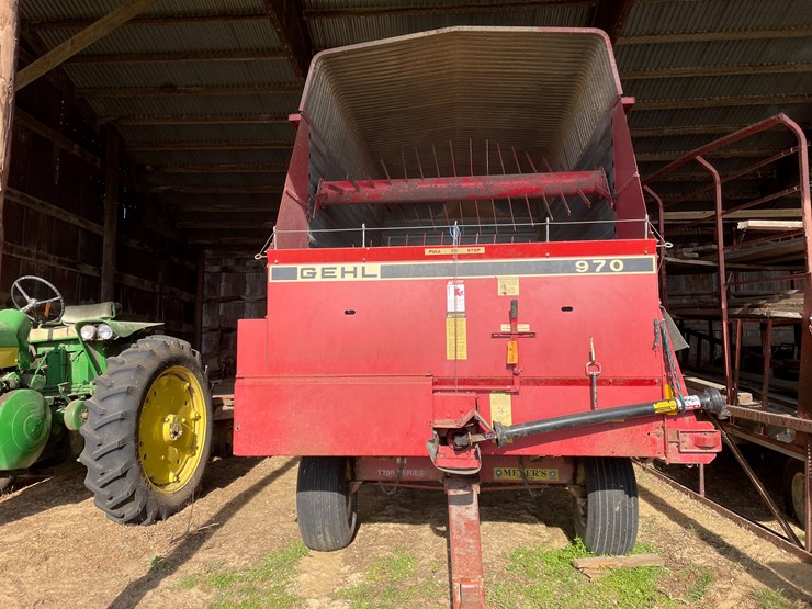 gehl-970-image-2