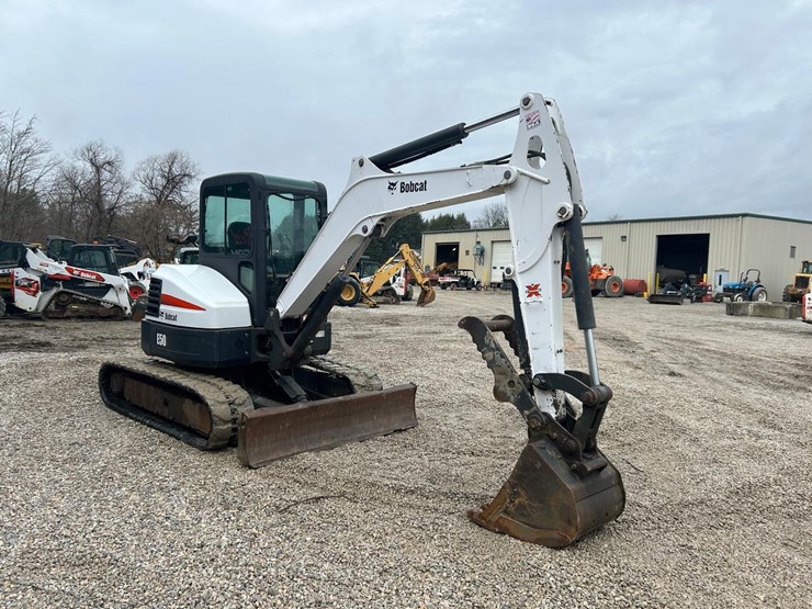 2016-bobcat-e50-image-6