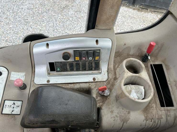 new-holland-lw110-image-22