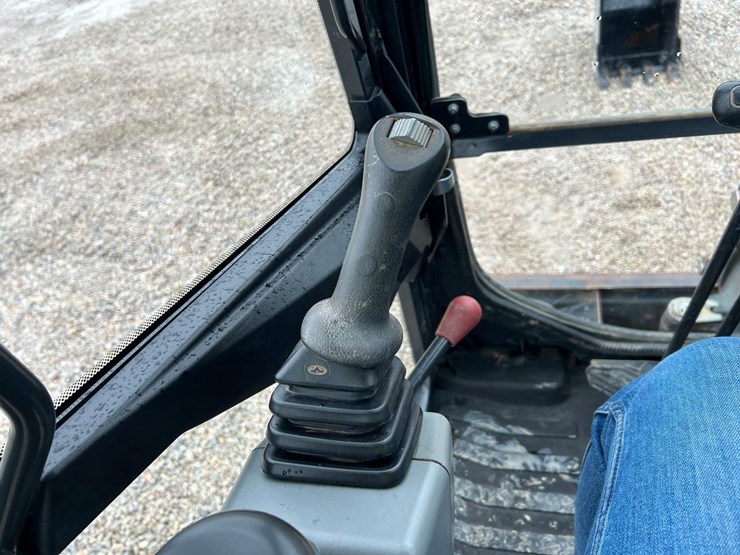 2022-bobcat-e35-image-26