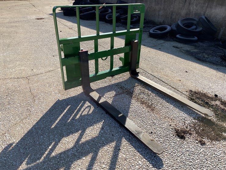 #6052-•-2022-mds-euro-rail-pallet-fork-image-1