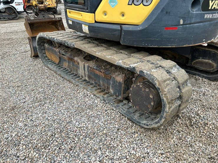 2017-yanmar-sv100-image-14