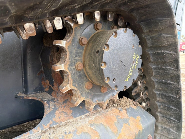 2022-kubota-svl97-2-image-12