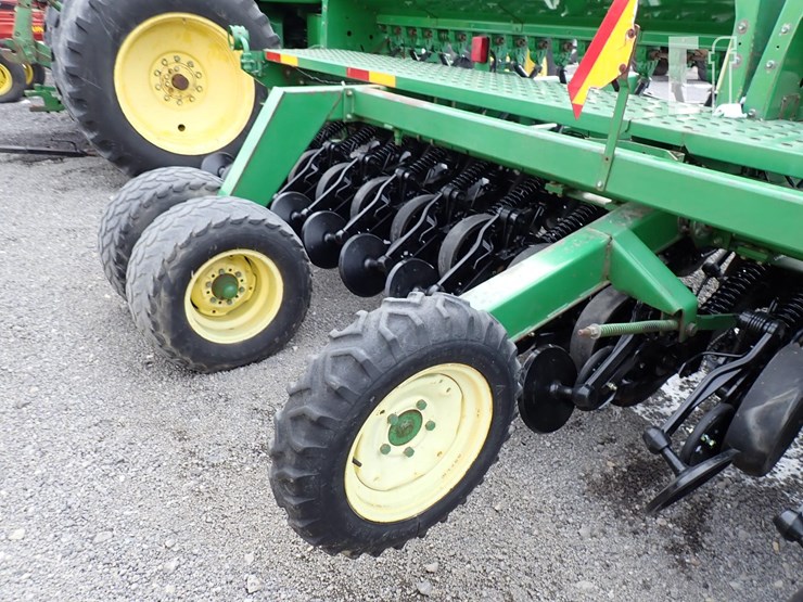 john-deere-1560-image-9