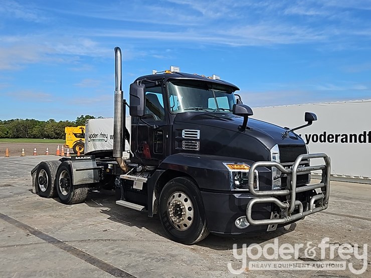 2021-mack-anthem-image-7