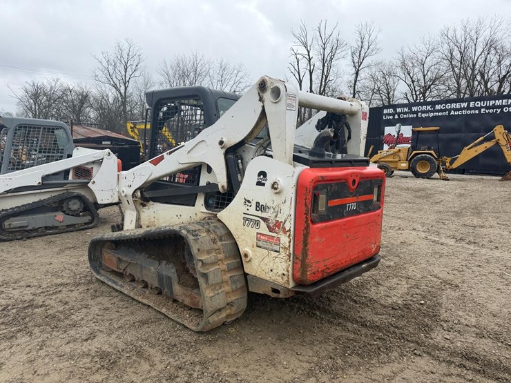 2019-bobcat-t770-image-2