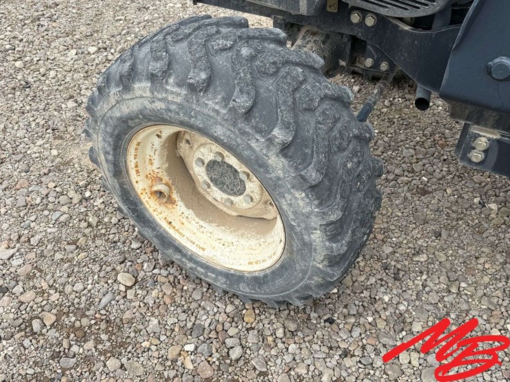 new-holland-tc40a-image-13