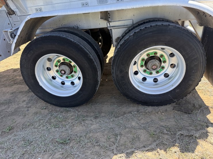 2012-troxell-tanker-image-11