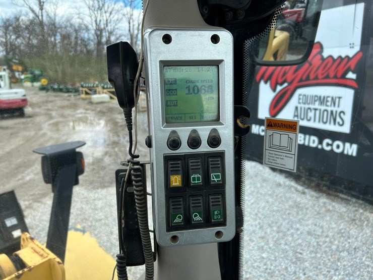 new-holland-lw110-image-23