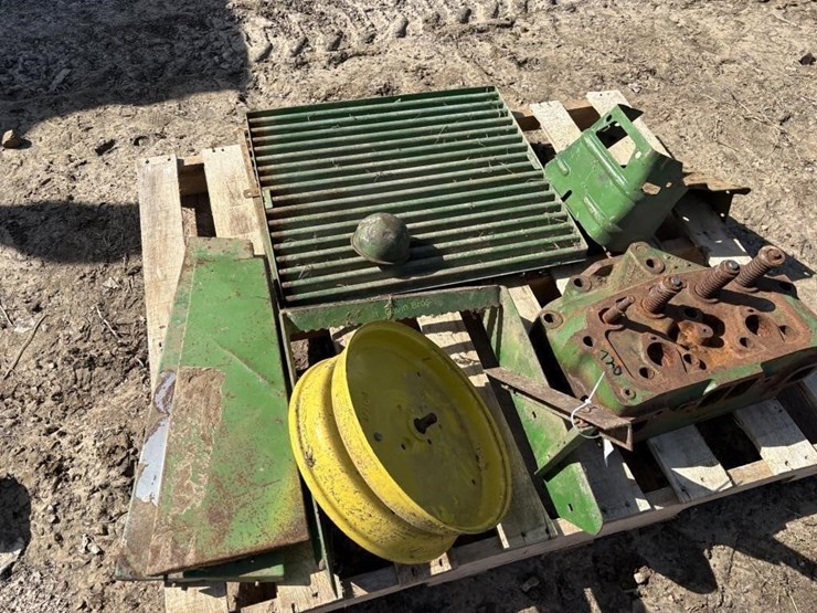 john-deere-720-image-2