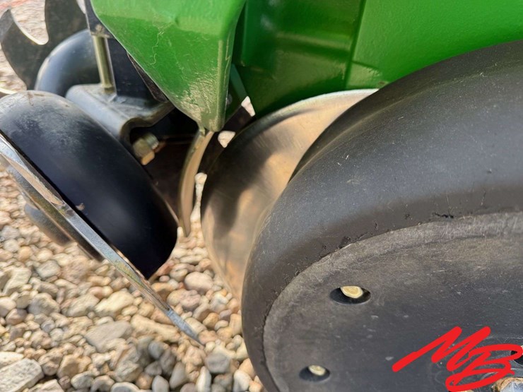 john-deere-1720-image-11