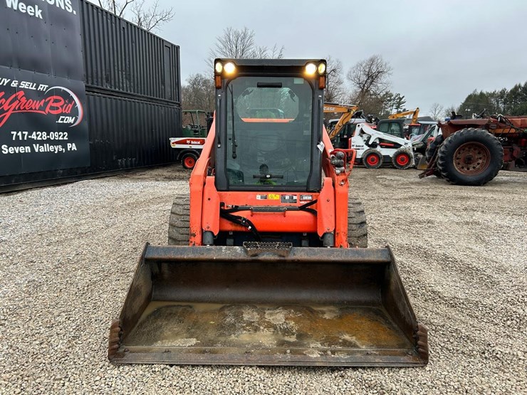 2019-kubota-ssv75-image-7