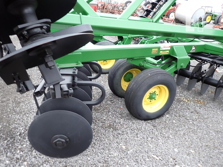 john-deere-635-image-13