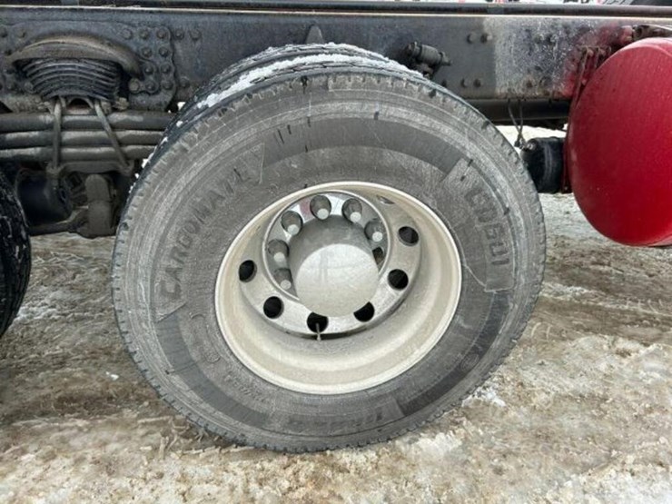 2017-western-star-4700-image-76