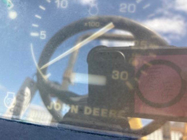 john-deere-4700-image-14