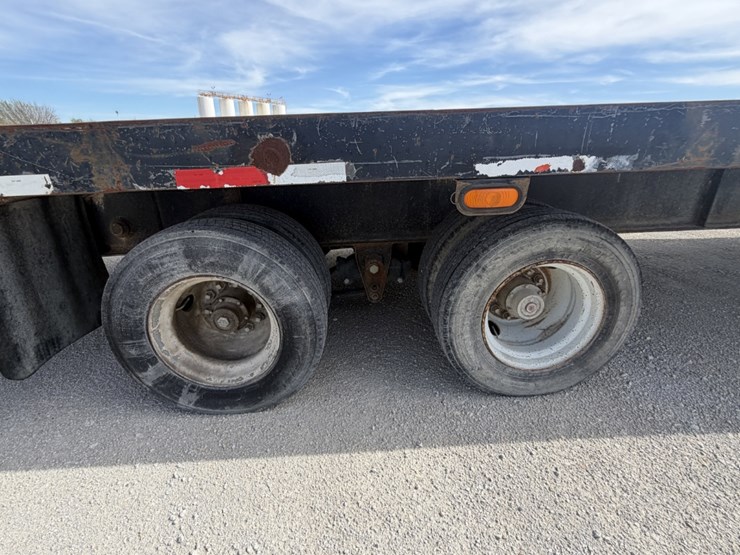 2008-r&r-flatbed-winch-trailer-image-10