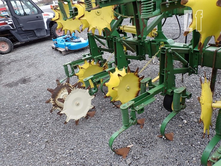 john-deere-825-image-5