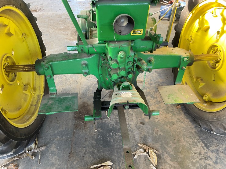 1952-john-deere-b-image-24