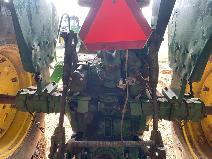 john-deere-4000-image-11