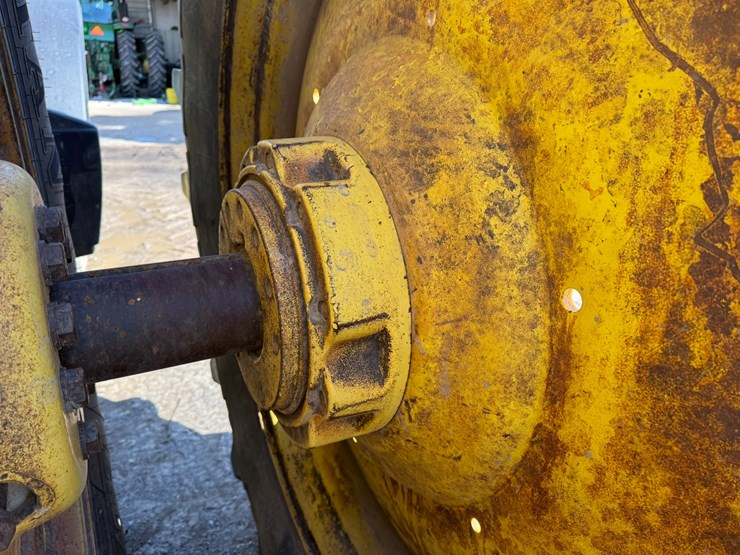 2007-john-deere-8230-image-19