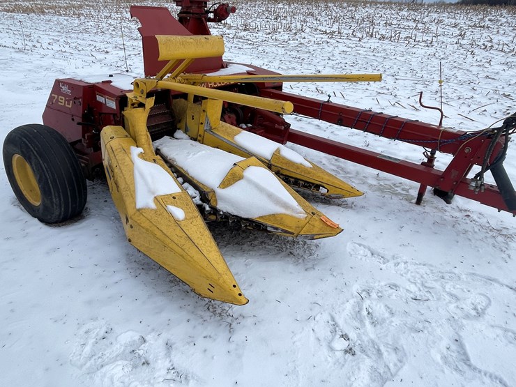 #6024-•-new-holland-(2)-row-corn-head-image-3