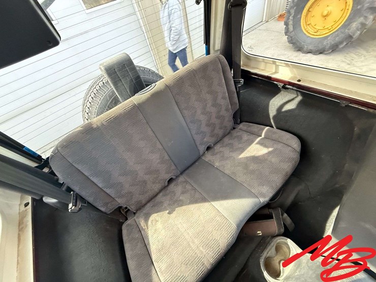 2004-jeep-wrangler-sport-image-36