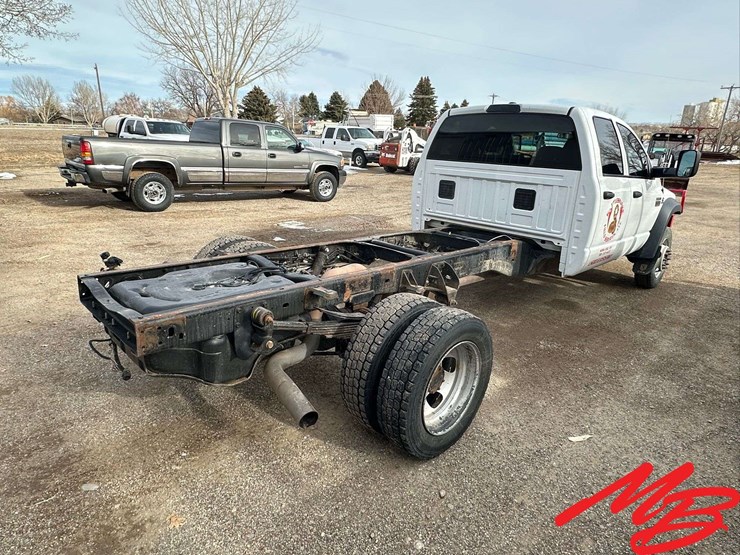 2010-dodge-ram-4500-image-6