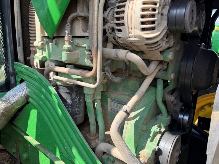 2012-john-deere-6430-image-45