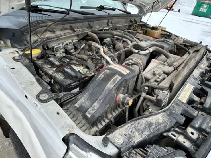 2011-ford-f350-image-31