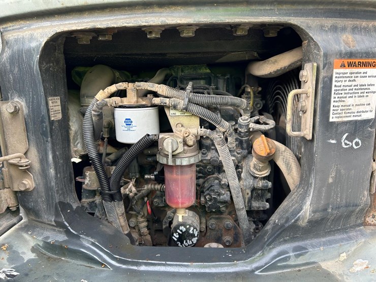 komatsu-pc35mr-2-image-13