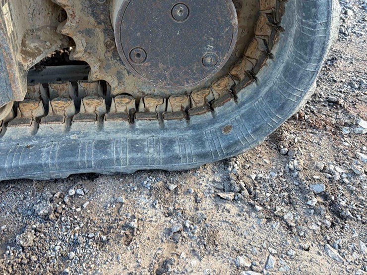 2018-kubota-kx040-image-6