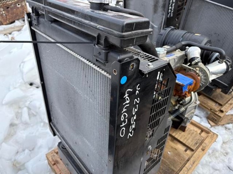 perkins-404d-22t-diesel-engine-image-6