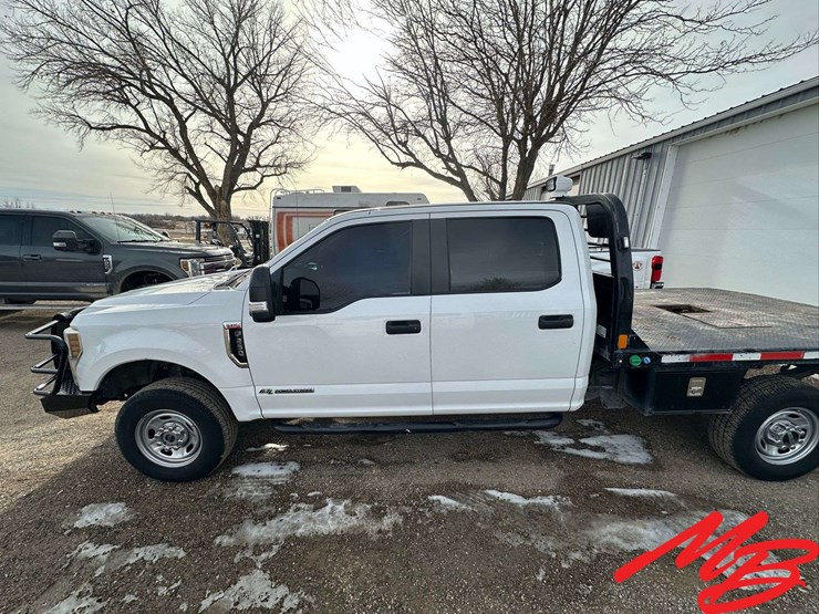 2019-ford-f250-xl-image-2