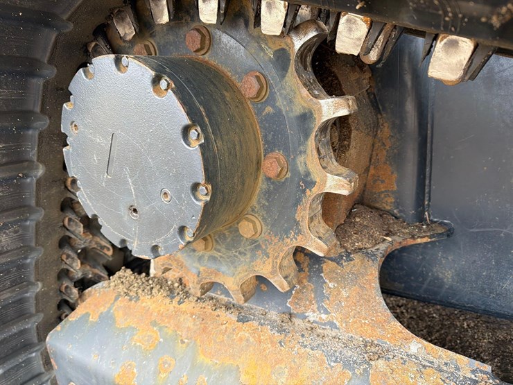 2022-kubota-svl97-2-image-18