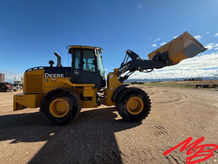 2018-deere-544k-image-3