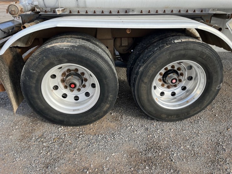 2013-polar-tank-image-10