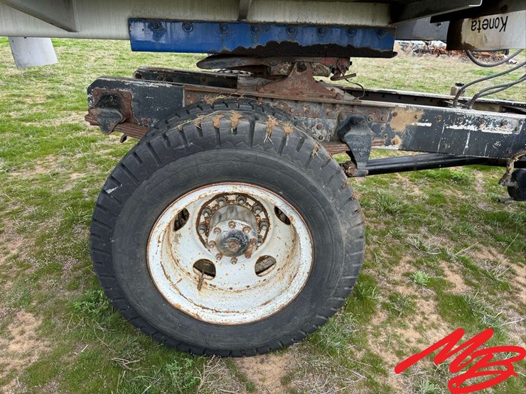 1964-kenworth-w923-image-8