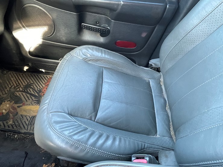 #6018-•-2004-dodge-turbo-diesel-pickup-(wi-title-in-delay)-image-48