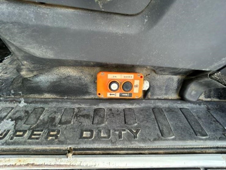 2015-ford-f550-xl-image-20