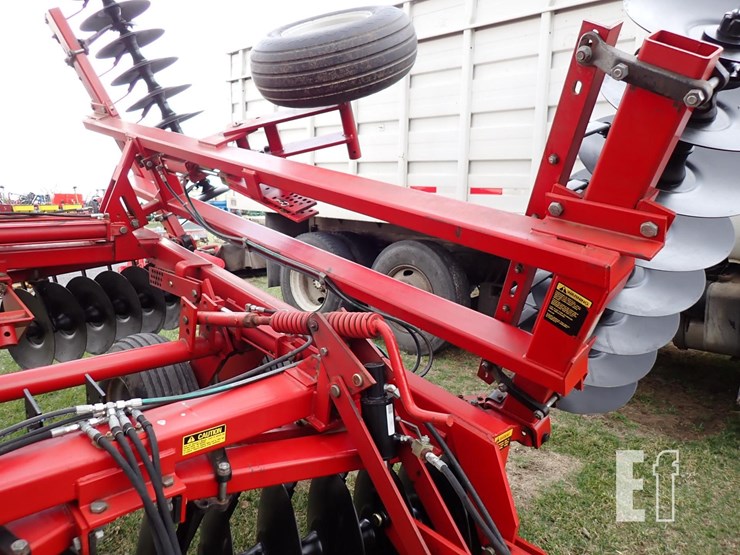 case-ih-3950-image-4