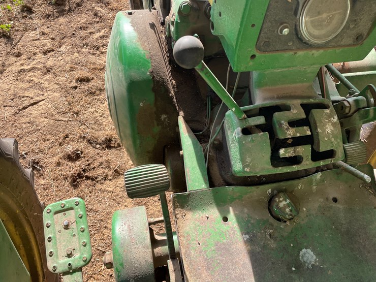 john-deere-630-image-29