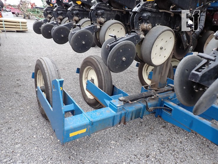 kinze-3500-image-6