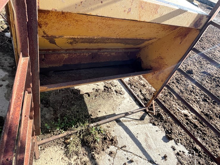 #6053-•-farmstar-double-sided-creep-feeder-image-8