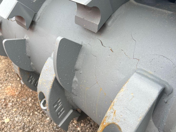 raytree-rmdm72-72in-skid-steer-drum-mulcher-image-2