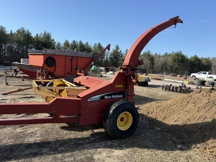 new-holland-fp230-image-4