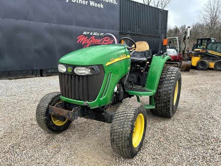 john-deere-4520-image-8