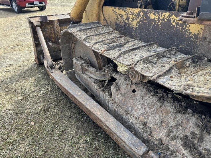 caterpillar-d6-image-15